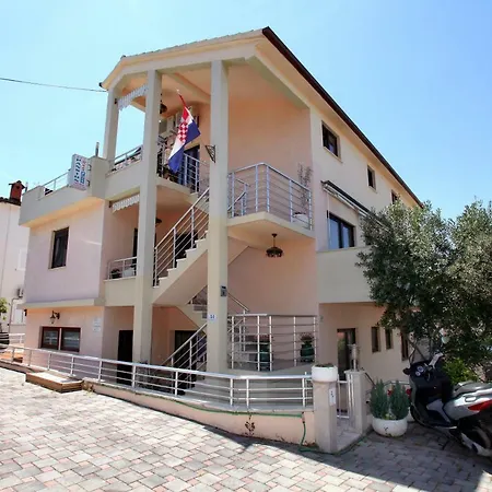 Гостевой дом Pansion Ruza 3*