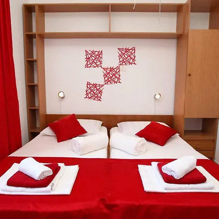 Гостевой дом Pansion Ruza 3*