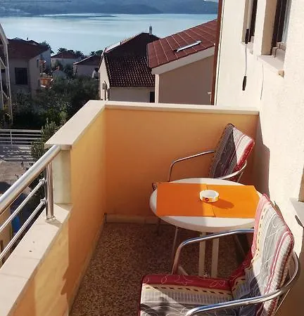 Pansion Ruza Pensión Trogir