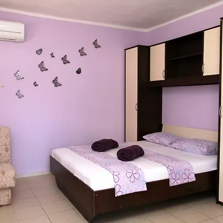 Pansion Ruza 3* Trogir